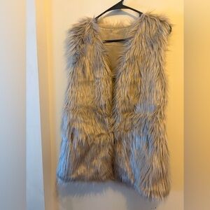 Women's Faux Fur Vest - Taupe